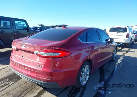 2019 Ford Fusion Hybrid Se z USA, uszkodzony, nr VIN 3FA6P0LU7KR206557